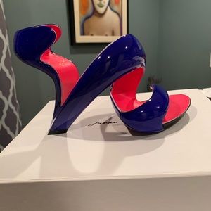 Julian Hakes limited edition pumps size 38/ US 7